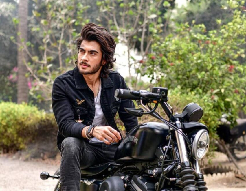 Emerging Male Luminaries: Propelling Pakistan's Entertainment - Its